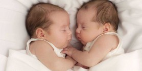 Miracol: O femeie a născut gemeni în timp ce era în comă din cauza Covid